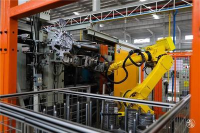 從“一煤獨大”到“兩輪驅(qū)動” 富源產(chǎn)業(yè)轉(zhuǎn)型升級迸發(fā)勃勃生機