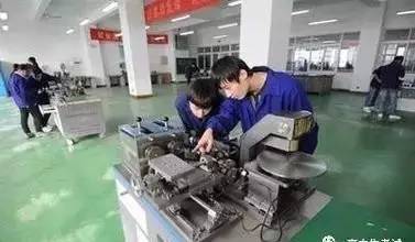 【薦讀】最受理科生青睞的十個專業(yè)及大學(xué):選擇越多,越需謹(jǐn)慎!-