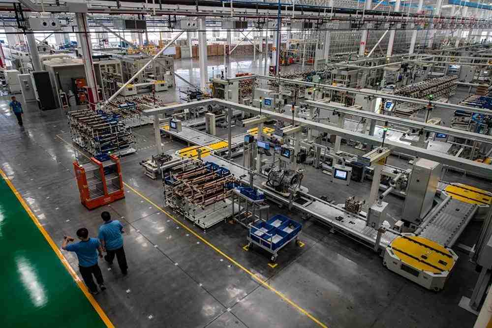 法士特高智新公司“智行”變速器新裝配線正式投產