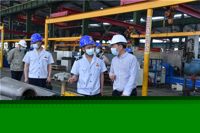 婁底稅務(wù) “百師助百企”精準(zhǔn)送“春風(fēng)” 制造機(jī)械行業(yè)獲力撐